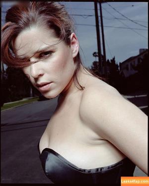 Neve Campbell photo #0083