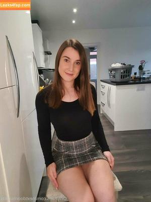 Nextdoornudists photo #0176