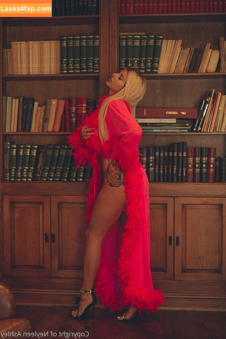 neyleenashley /  leaked photo photo #0033