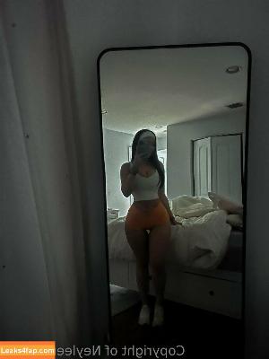 neyleenashley photo #0076