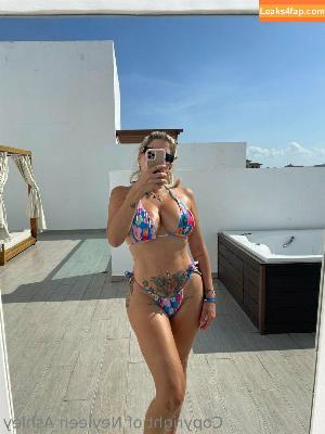 neyleenashley photo #0096