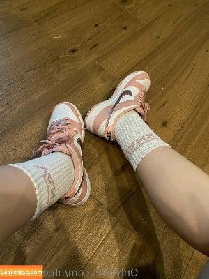 nfeet_foryou photo #0005