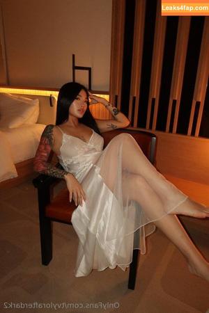 nhiafterdark2 photo #0033