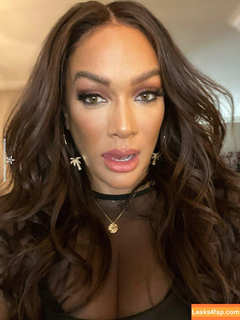 Nia Jax-Lina Fanene / LinaFanene слитое фото фото #0025