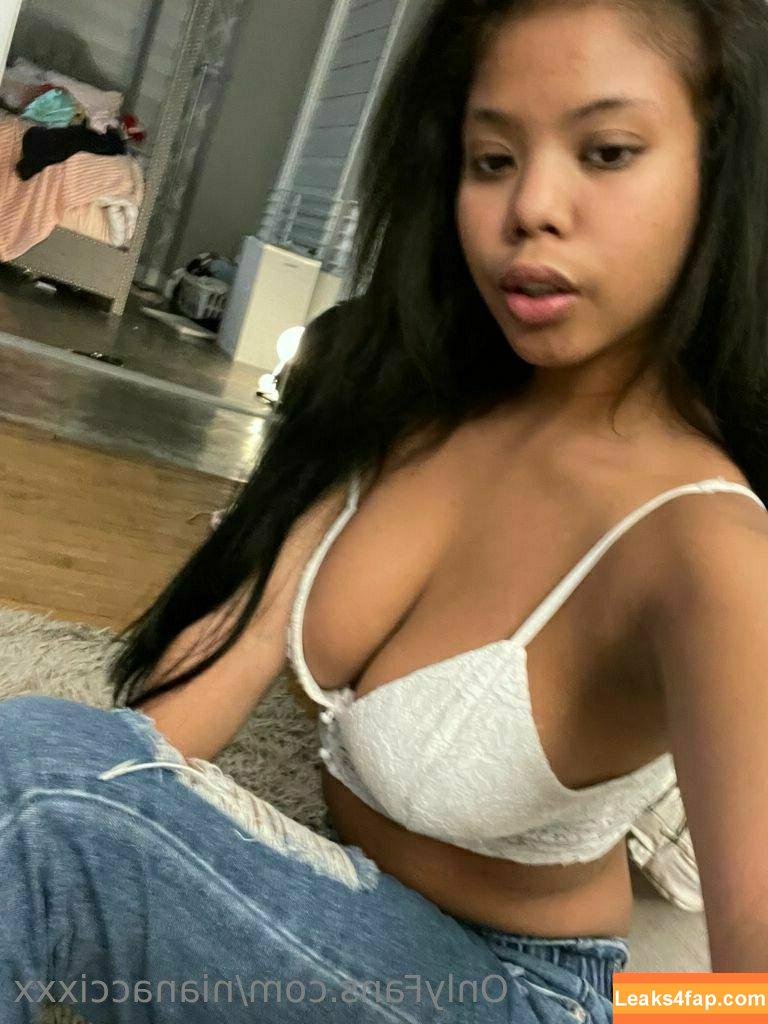Nia Nacci / NiaNaccixxx / naughtynianacci leaked photo photo #0036