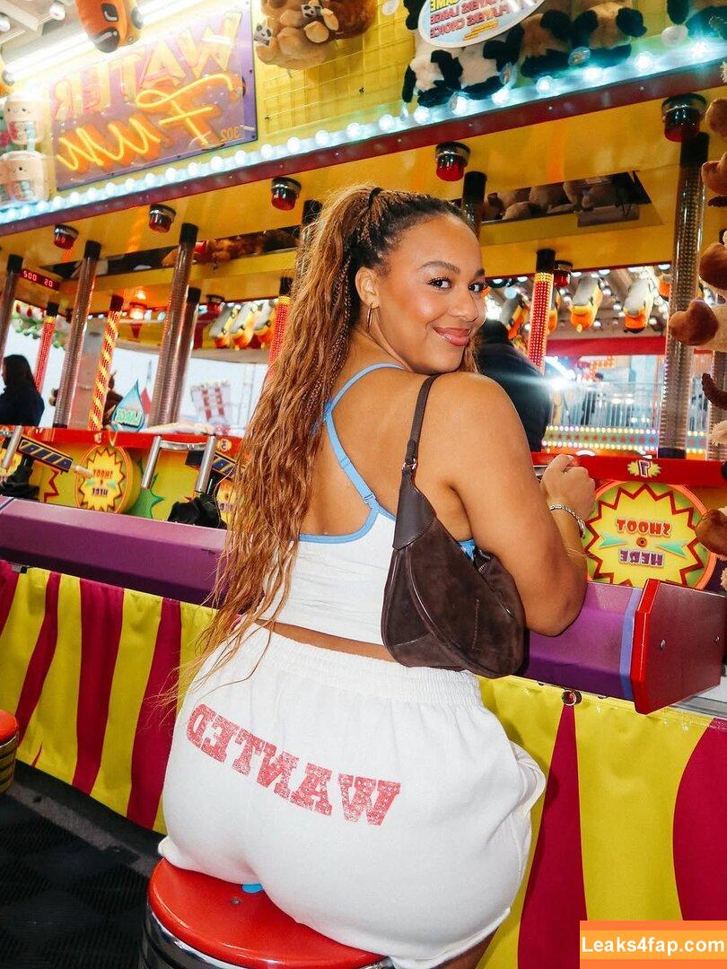 Nia Sioux / niasioux слитое фото фото #0165