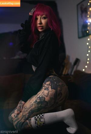 nia_suicide photo #0023