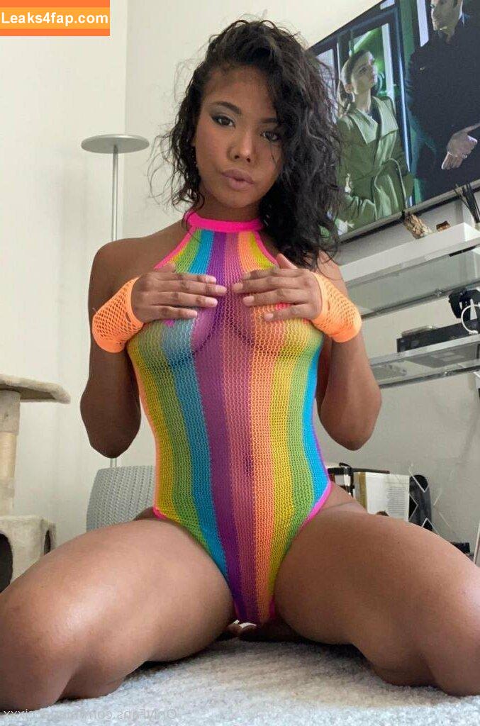 nianaccixxx / naughtynianacci leaked photo photo #0044