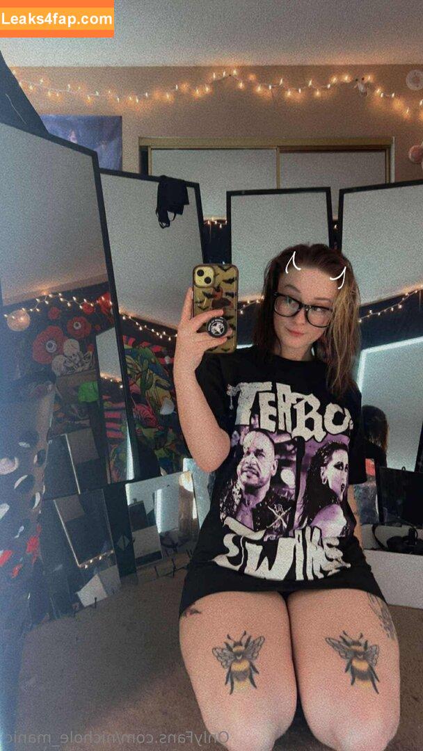 nichole_manic / nichole_is_manic leaked photo photo #0083