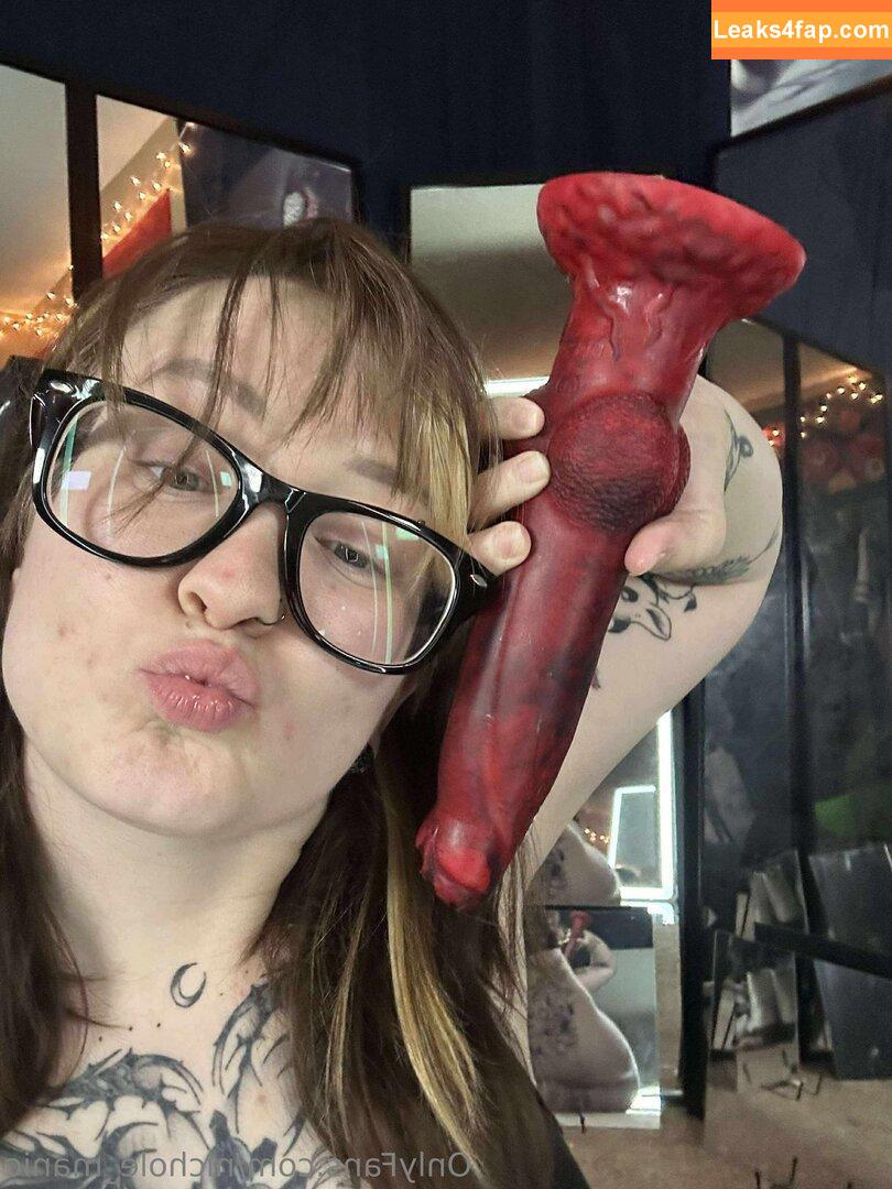 nichole_manic / nichole_is_manic leaked photo photo #0159