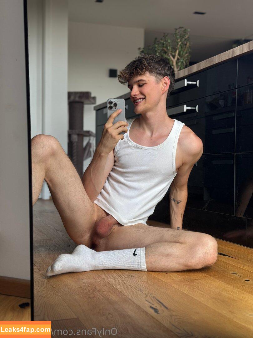 nickbrycex / nickbryceex leaked photo photo #0004