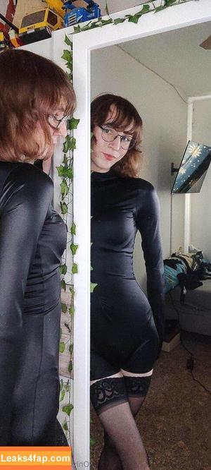nicki_fox photo #0035