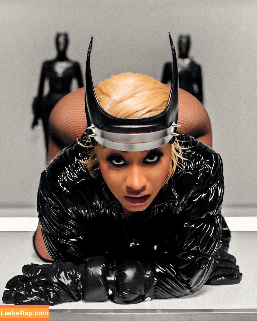 Nicki Minaj / nickiminaj leaked photo photo #0373