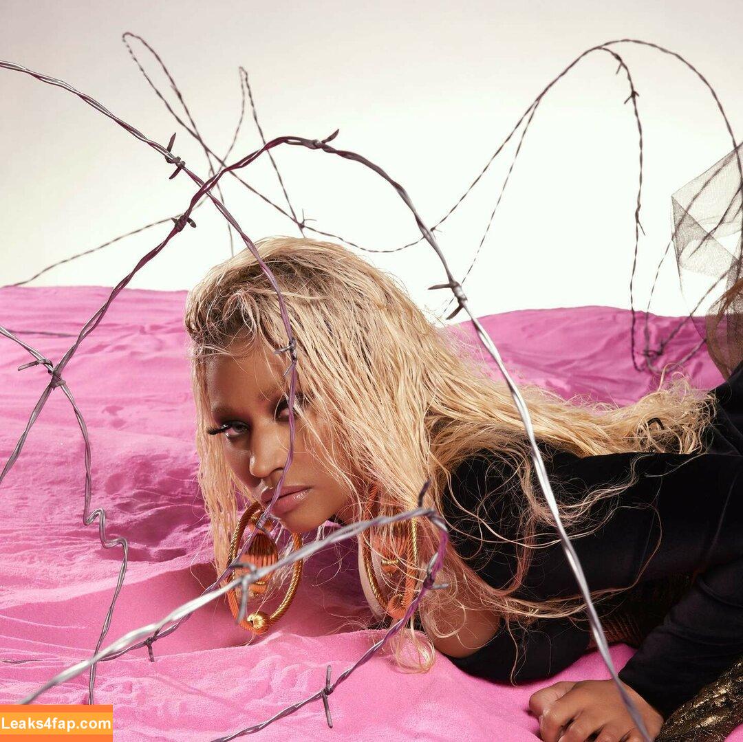 Nicki Minaj / nickiminaj leaked photo photo #0460