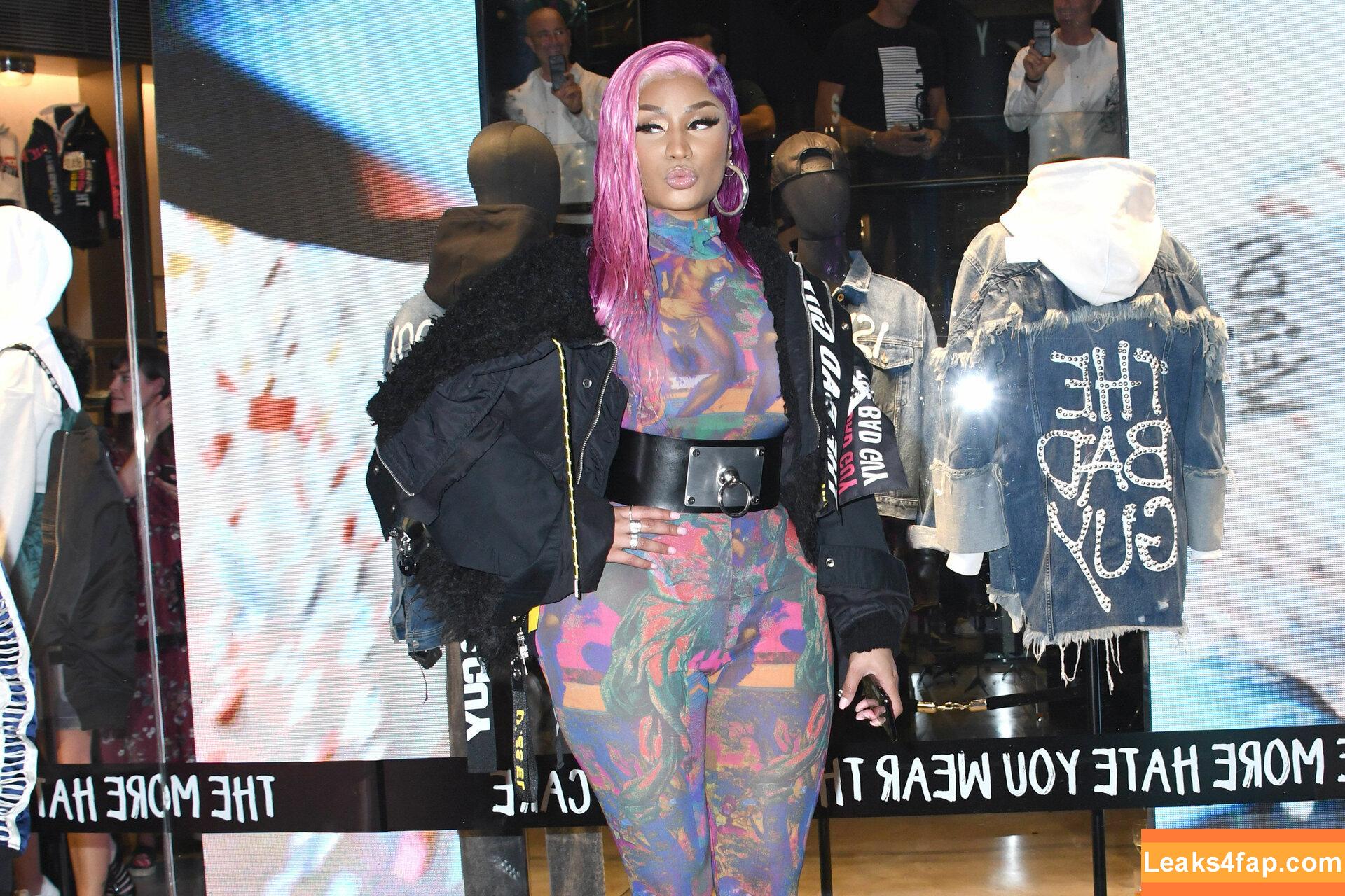 Nicki Minaj / nickiminaj leaked photo photo #0963
