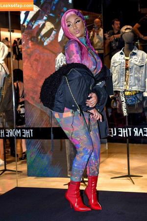 Nicki Minaj photo #0335