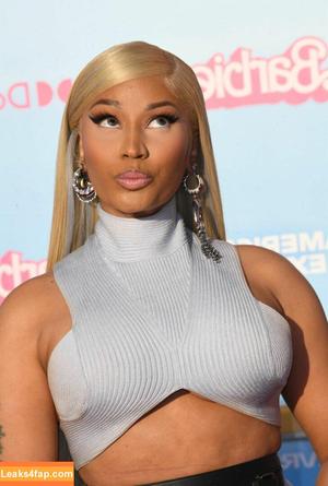 Nicki Minaj photo #0352
