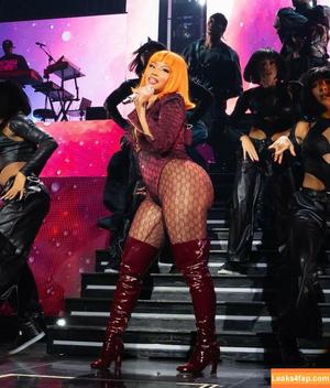 Nicki Minaj photo #0916