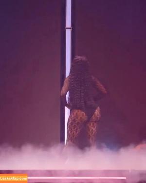 Nicki Minaj photo #0918
