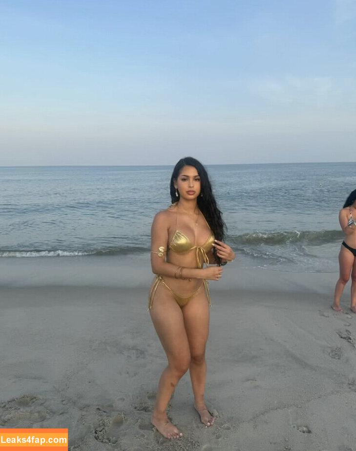 nickimariiee /  leaked photo photo #0076