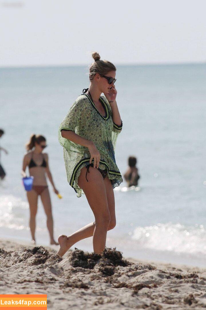 Nicky Hilton / NickyHilton leaked photo photo #0101