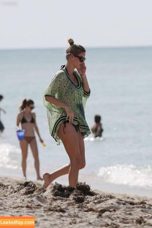 Nicky Hilton photo #0101