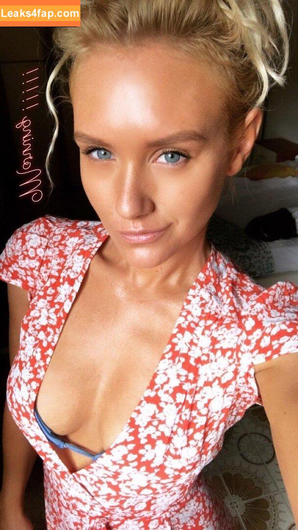 Nicky Whelan / nickywhelan слитое фото фото #0167