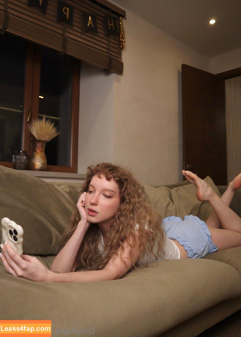 nico_ni / nini2q1 leaked photo photo #0032