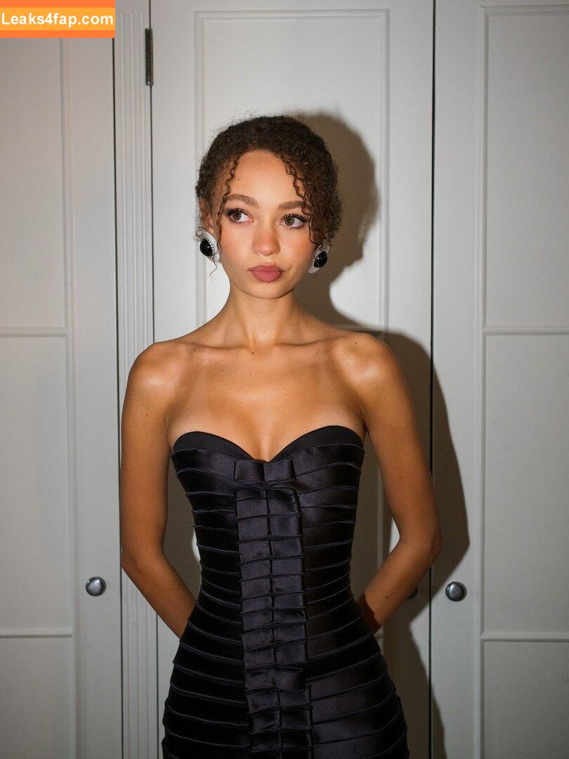 Nico Parker / nicoparker leaked photo photo #0075