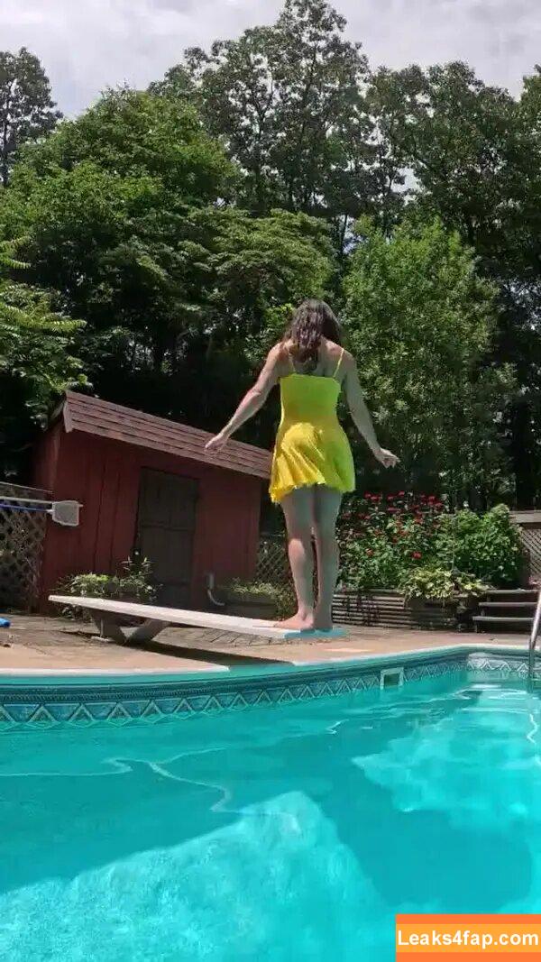 nicol skirts /  leaked photo photo #0004