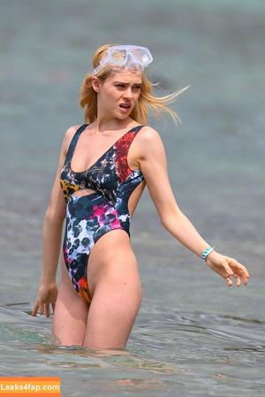 Nicola Peltz photo #0002