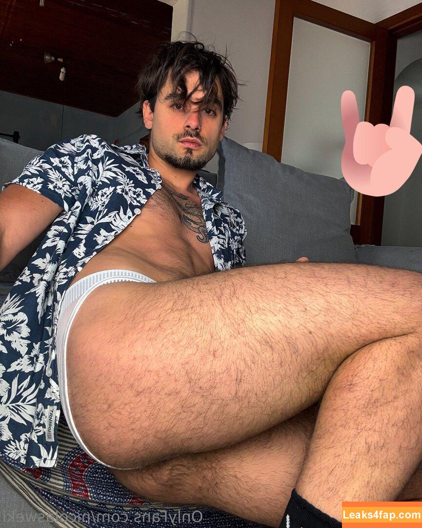 nicolasweki /  leaked photo photo #0001