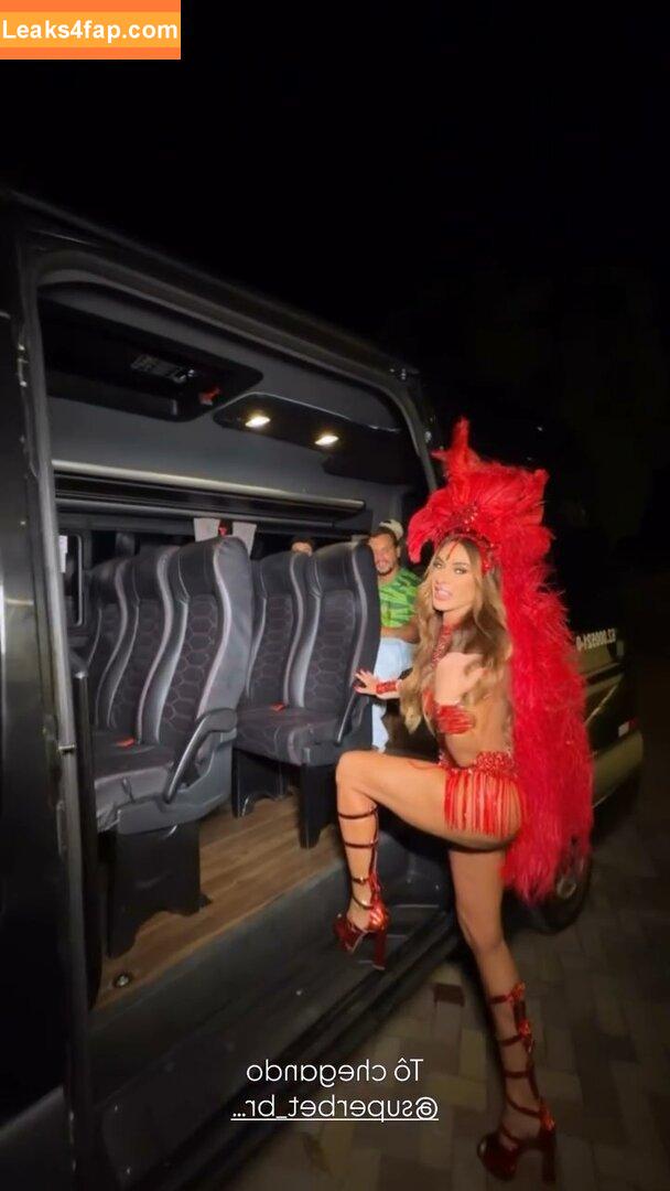 Nicole Bahls / https: / nicolebahls слитое фото фото #0195