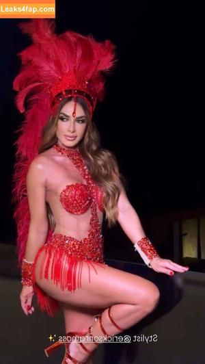 Nicole Bahls фото #0194