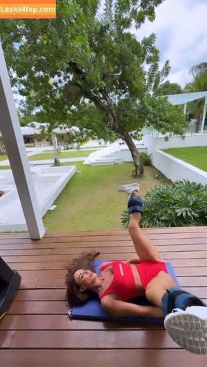 Nicole Bahls photo #0201
