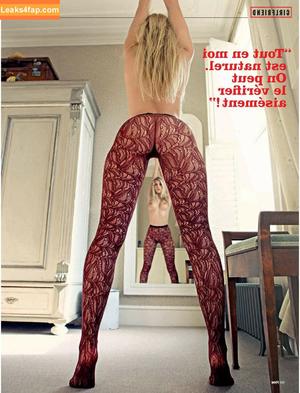 Nicole Neal photo #0143