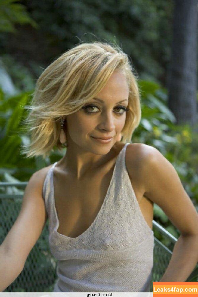 Nicole Richie / nicolerichie / nikolerichiexxx leaked photo photo #0006