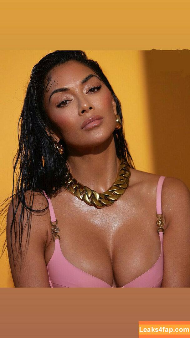 Nicole Scherzinger / NicoleScherzy / https: / nicole / nicolescherzinger слитое фото фото #0083