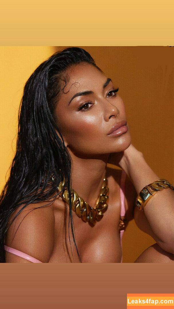 Nicole Scherzinger / NicoleScherzy / https: / nicole / nicolescherzinger слитое фото фото #0085