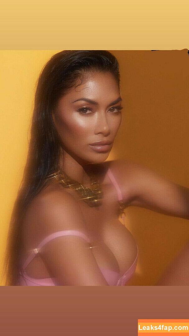 Nicole Scherzinger / NicoleScherzy / https: / nicole / nicolescherzinger слитое фото фото #0086