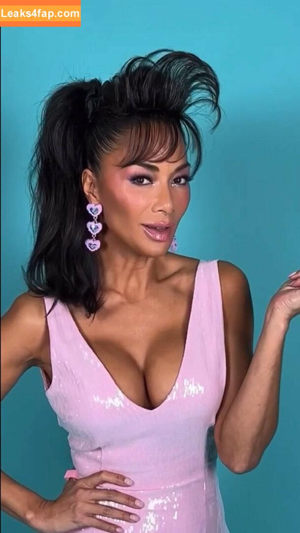 Nicole Scherzinger / NicoleScherzy / https: / nicole / nicolescherzinger слитое фото фото #0256
