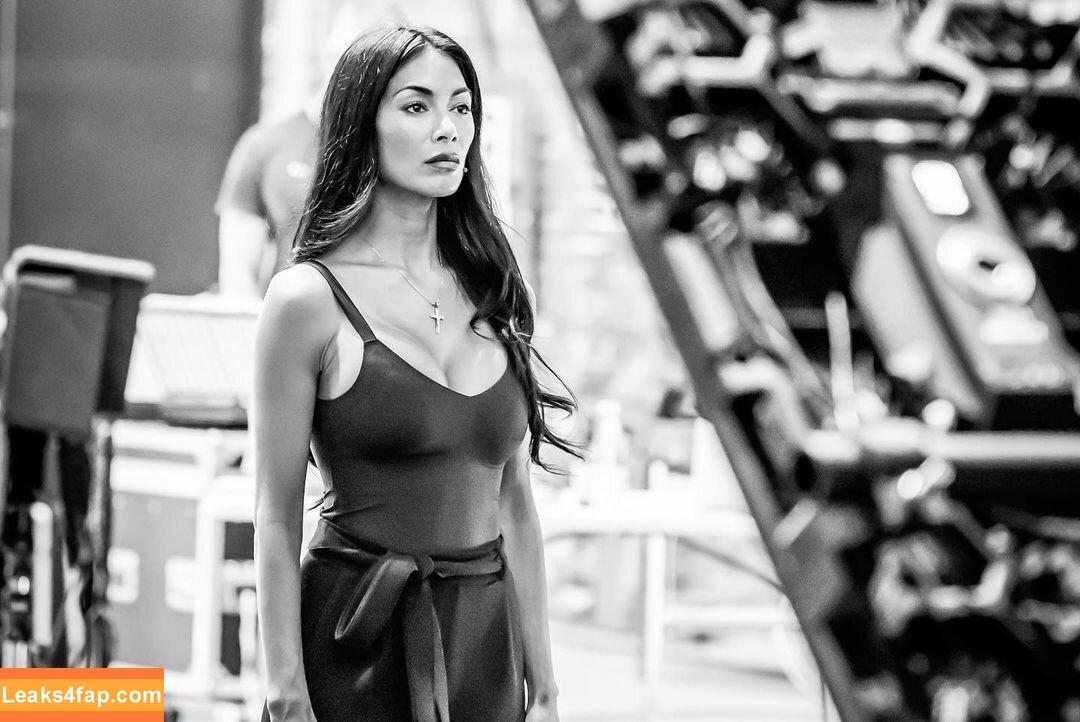 Nicole Scherzinger / NicoleScherzy / https: / nicole / nicolescherzinger слитое фото фото #0442