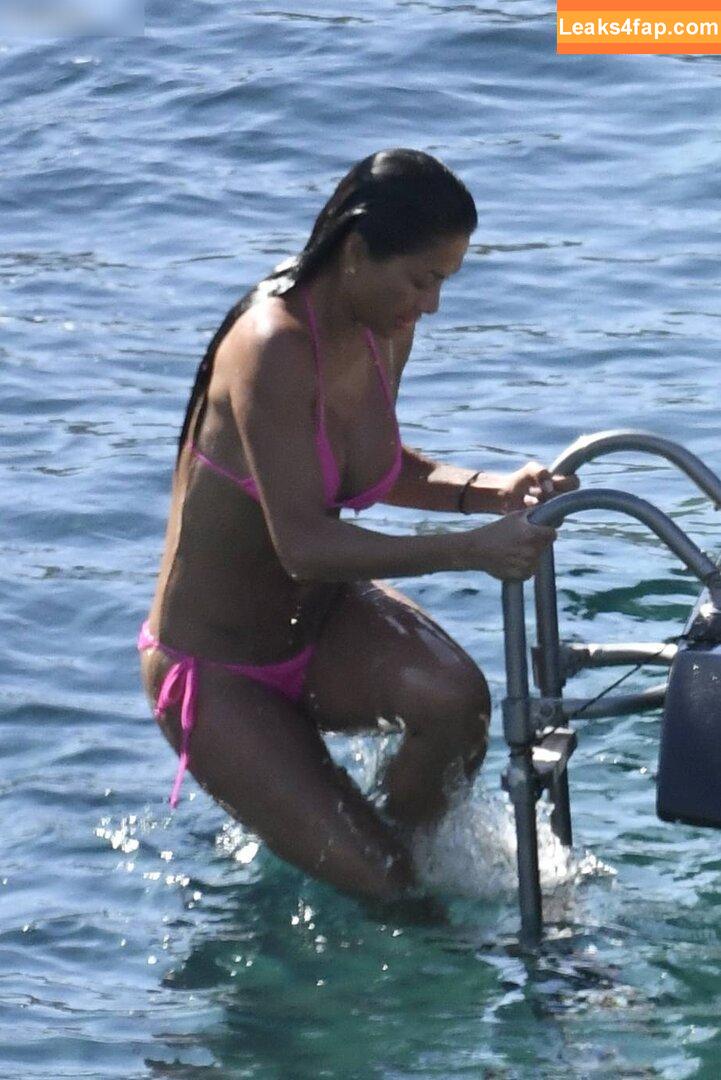 Nicole Scherzinger / NicoleScherzy / https: / nicole / nicolescherzinger leaked photo photo #1010