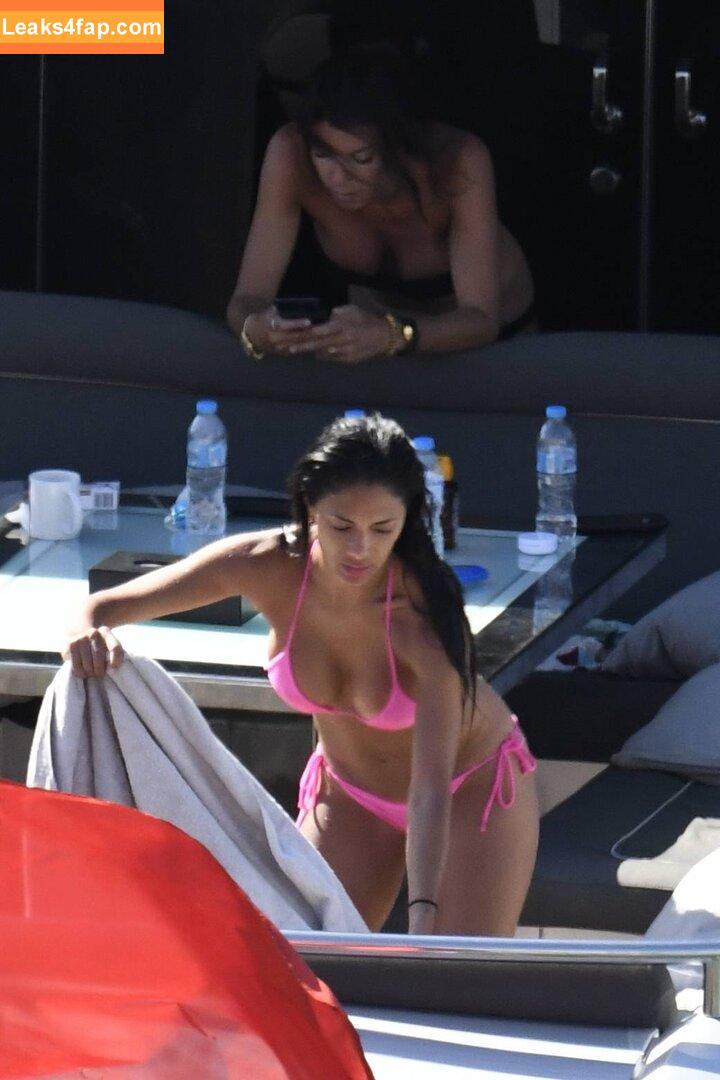 Nicole Scherzinger / NicoleScherzy / https: / nicole / nicolescherzinger leaked photo photo #1013