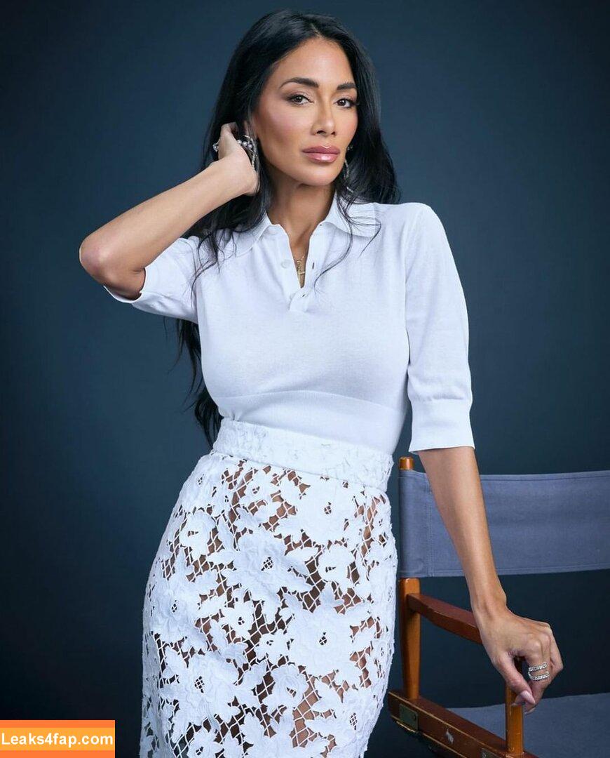 Nicole Scherzinger / NicoleScherzy / https: / nicole / nicolescherzinger leaked photo photo #1226