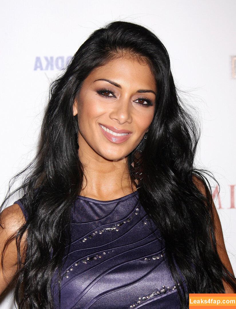 Nicole Scherzinger / NicoleScherzy / https: / nicole / nicolescherzinger слитое фото фото #1769