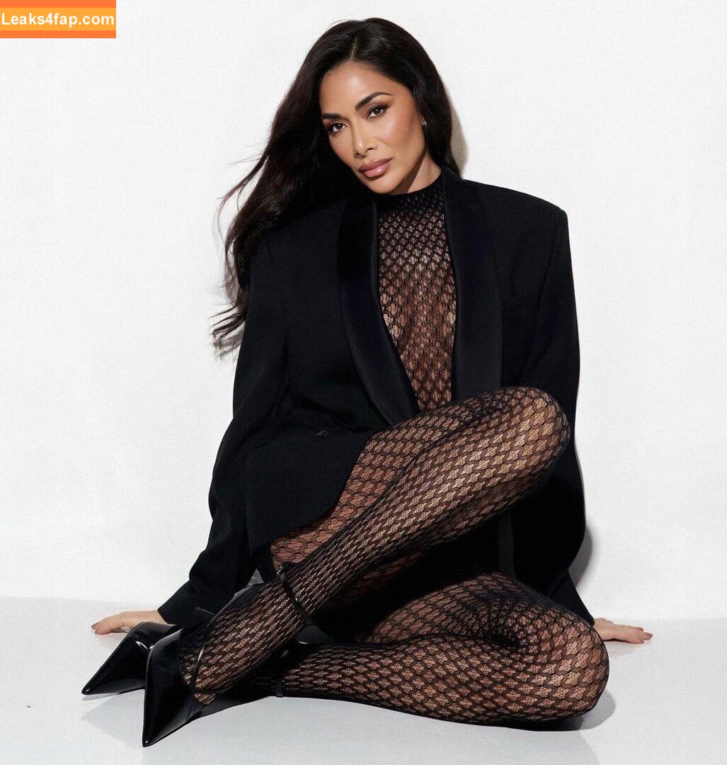 Nicole Scherzinger / NicoleScherzy / https: / nicole / nicolescherzinger слитое фото фото #1793