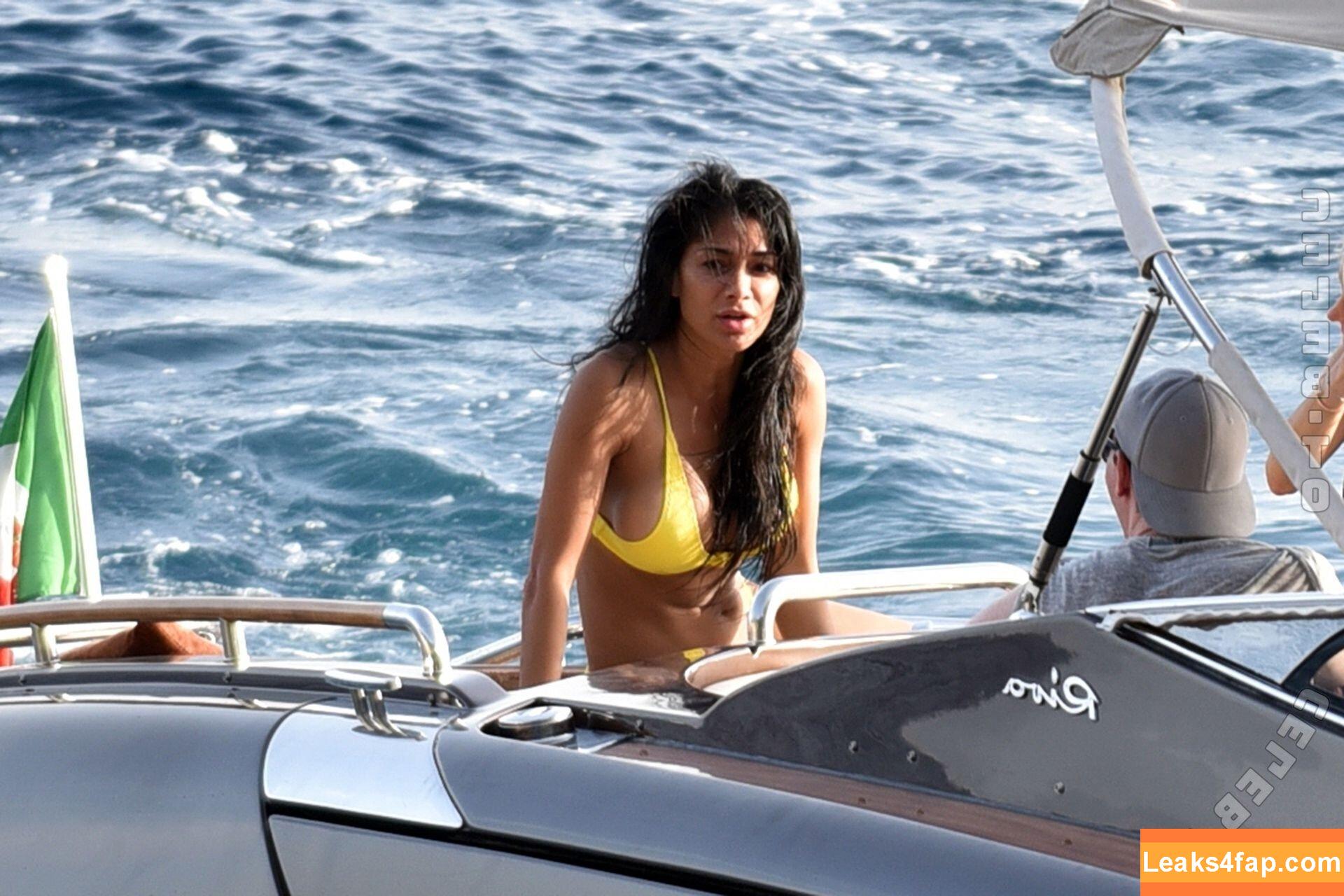 Nicole Scherzinger / NicoleScherzy / https: / nicole / nicolescherzinger слитое фото фото #2265