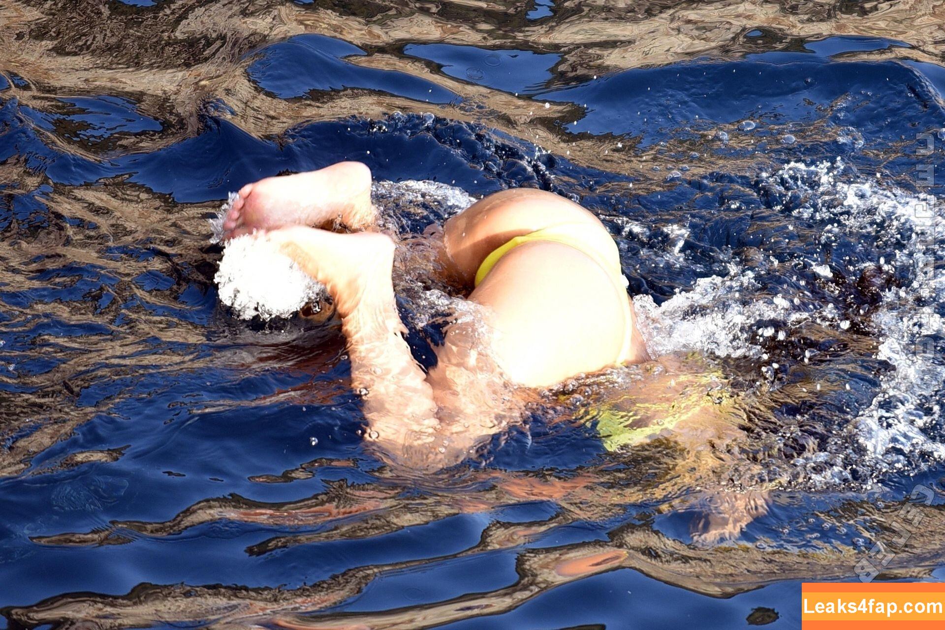 Nicole Scherzinger / NicoleScherzy / https: / nicole / nicolescherzinger слитое фото фото #2269