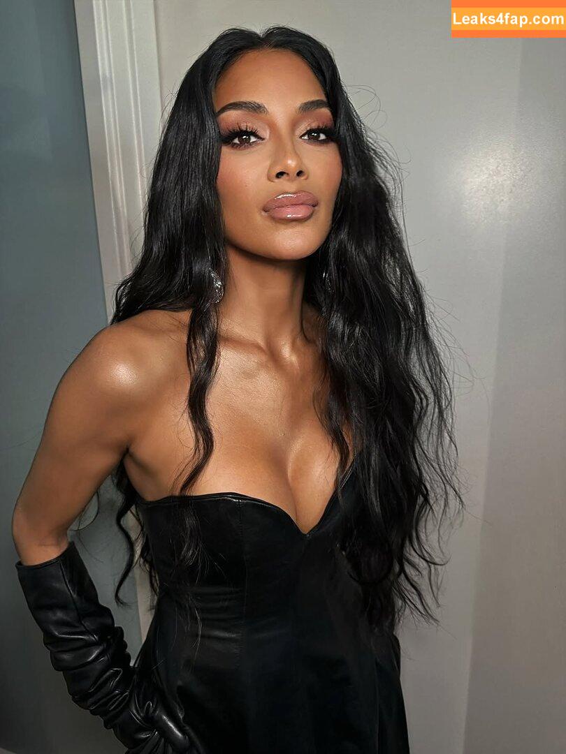 Nicole Scherzinger / NicoleScherzy / https: / nicole / nicolescherzinger leaked photo photo #2292